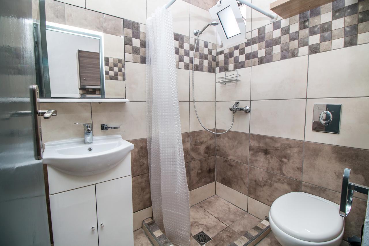 Toulas Studios & Apts No2 Faliraki Dış mekan fotoğraf