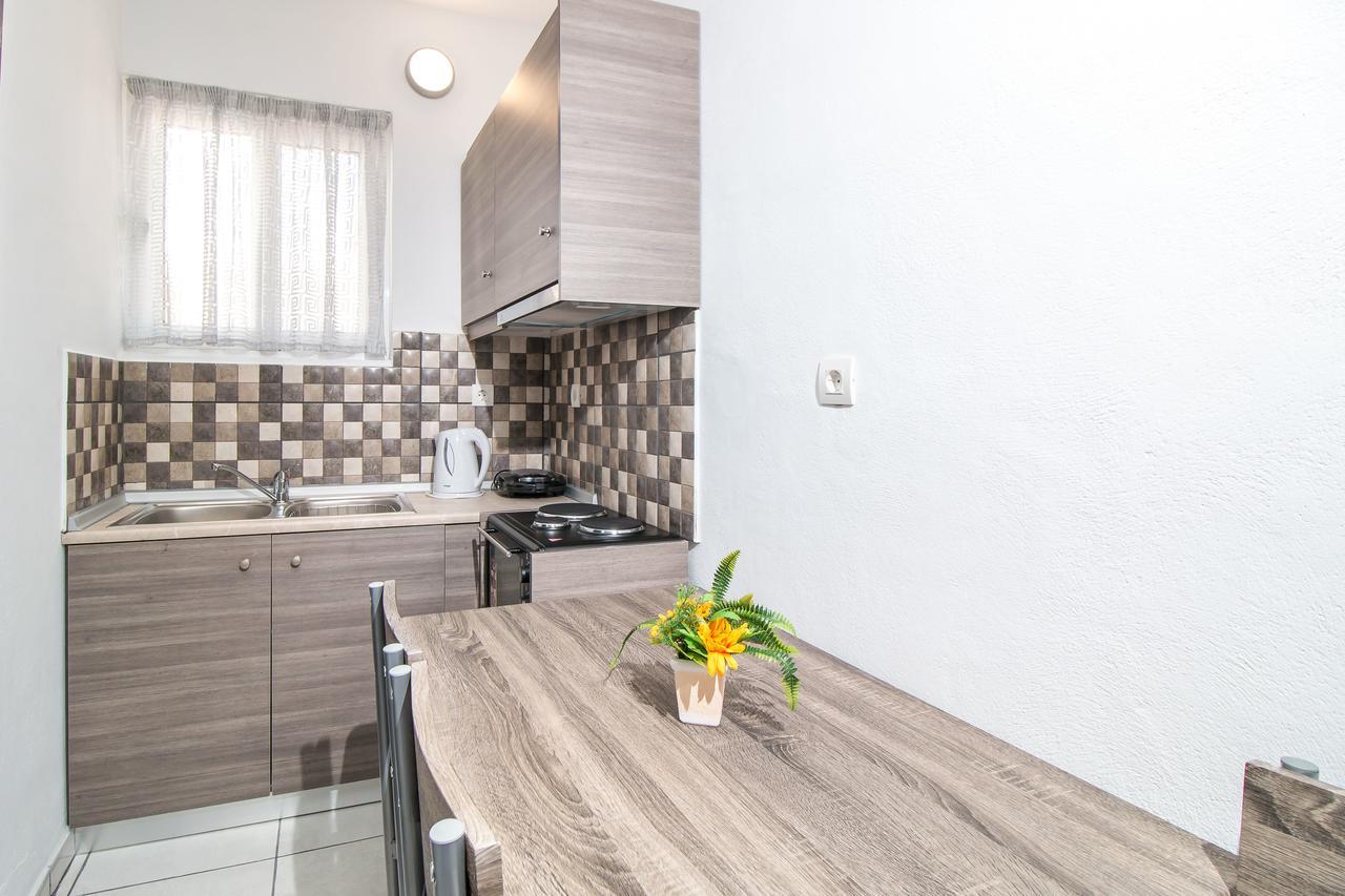 Toulas Studios & Apts No2 Faliraki Dış mekan fotoğraf