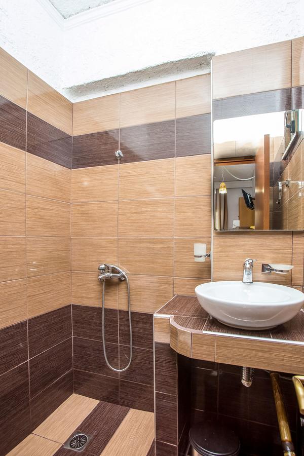 Toulas Studios & Apts No2 Faliraki Dış mekan fotoğraf